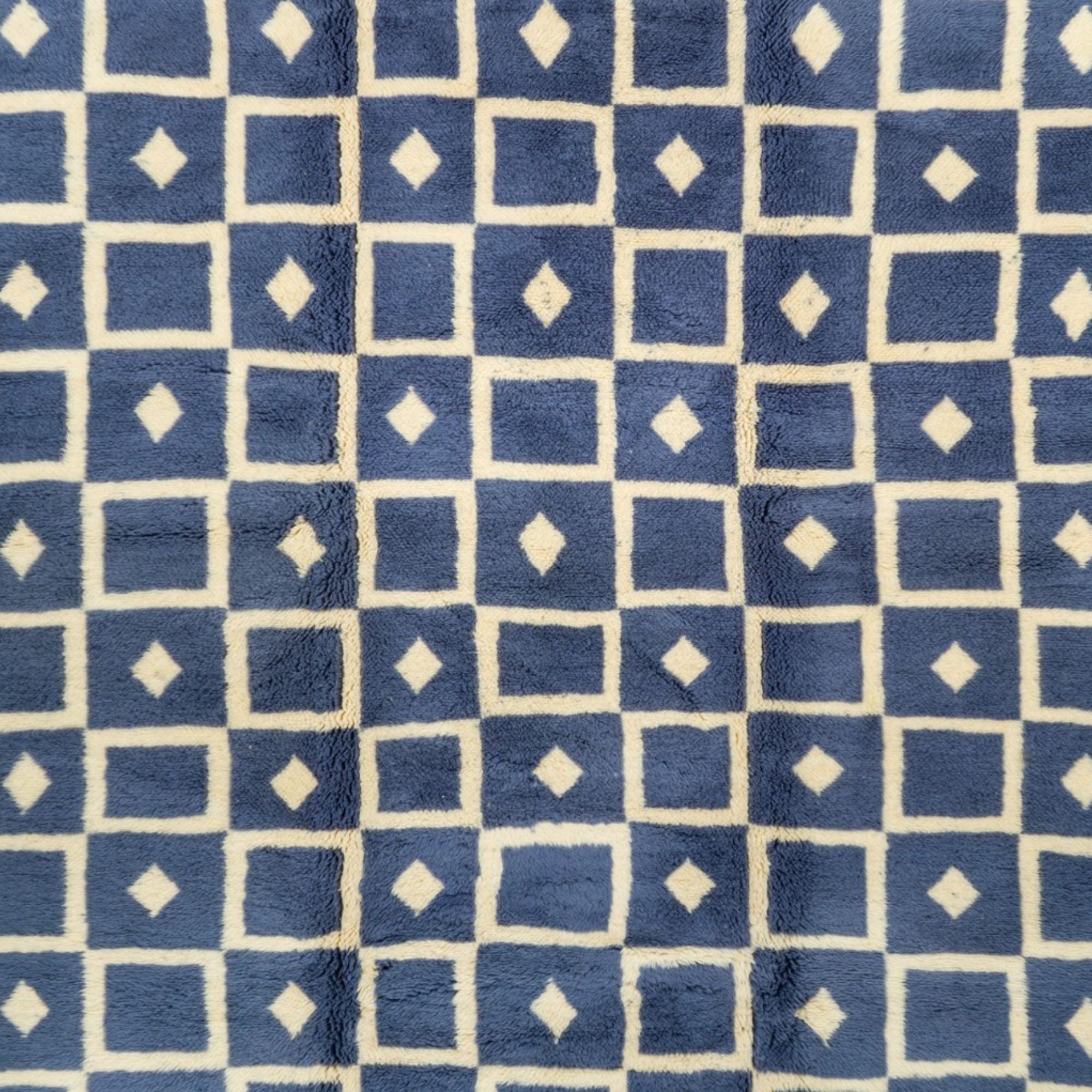 Sandstone Serenade Handmade Wool Rug - Blue Checkered Design with Diamonds